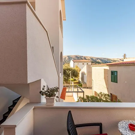 1 Bedroom Pet Friendly In Pag